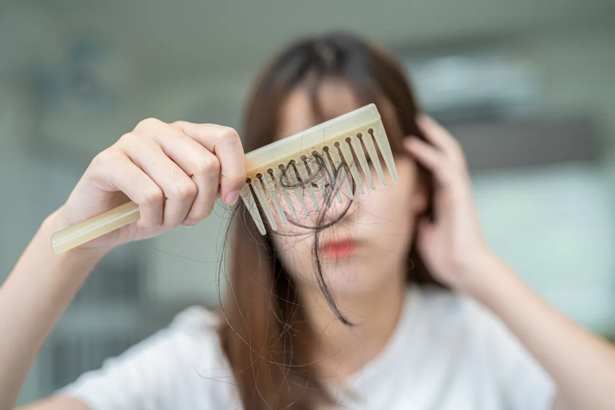 Perawatan Rambut Rontok Bojongsoang Bandung Solusi Rambut Menipis di Tivaza Light